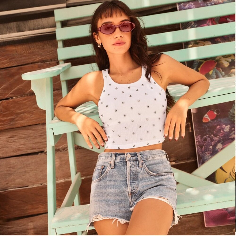 Quay Aura Points Sunglasses - peony color